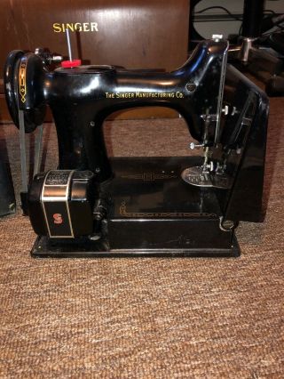 Singer 221 Vintage Featherweight Sewing Machine -