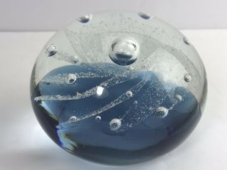 Dynasty Gallery Heirloom Clear Glass Globe Paperweight Periwinkle Blue 2
