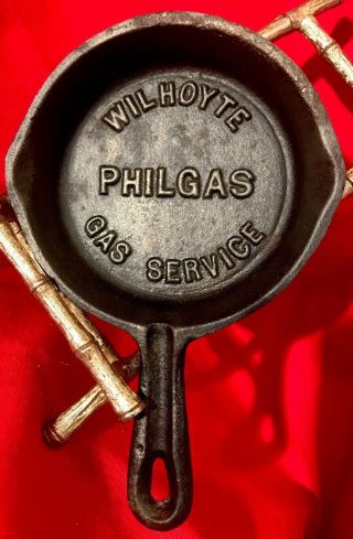 Wilhoyte Philgas Gas Service Cast Iron Adv.  Mini Frying Pan Ashtray Decor