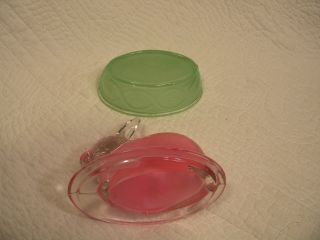 Color GLASS CANDY DISH RABBITS ON A NEST,  Galerie,  Made in China Pink & Green 3