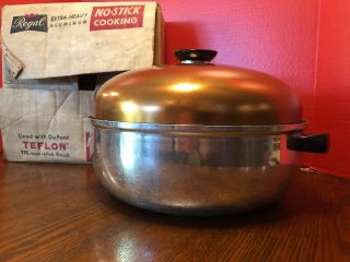 Vintage Regal Ware Tan 12 1/2” Round Roaster with Lid 6 Qrt.  W/Box 3