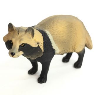 Kaiyodo Capsule Q Museum Miniature Figure Raccoon Dog Japan