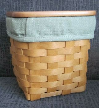 2004 Longaberger Tall Tissue Basket With Lid And Sage Green Liner
