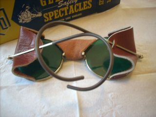 box Glensite Safety Spectacles - - with side shields - G.  H.  3.  0 on lens 2