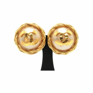 Auth Chanel Vintage Earrings 95p Cc Logo Faux Pearl Gold Tone 64643