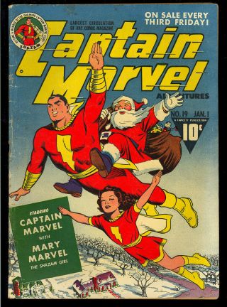 Captain Marvel Adventures 19 Christmas Cover Golden Age Fawcett 1943 Vg