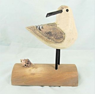 Shore Bird With Shell Hand Carved Wood Sea Life Figurine (a)