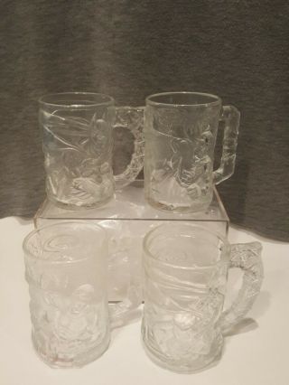 4 Vintage 1995 Batman Forever Mcdonalds Glass/mugs.  2 Of Batman,  2 Of Robin