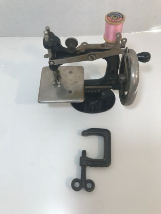 Vintage Singer Child’s Sewing Machine Model 20 - 10 W Instructions