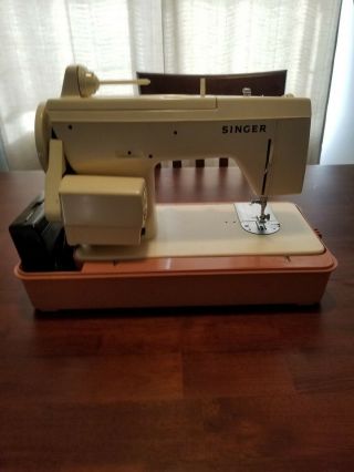 Vintage Singer Merritt Model 2404 Sewing Machine 27 Fashion Disks Cams 2