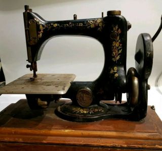 Singer 24 Early Sewing Machine Frozen
