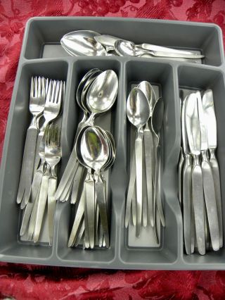 Sienna 51 Pc / Service For 6,  Sri Stanley Roberts Stainless Steel Japan Mcm