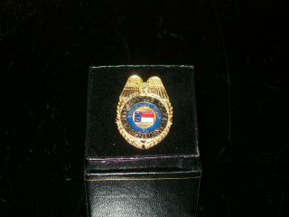 Mcadenville,  Nc Lapel/tie/hat Police Dept Pin / Mini Badge Of Christmas Town Usa