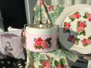 CAKE CARRIER CAKE SAVER PIE VINTAGE METAL PINK AND WHITE DOUBLE PINK ROSES SHAB 2