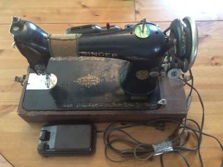Vintage Singer Sewing Machine - Model 66 - 1930 - Serial Number Ad054293 -