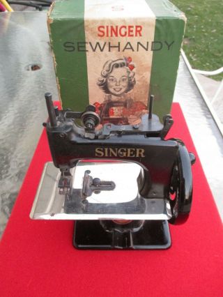 Vintage Singer Sewhandy Model No.  20 Kids Real Sewing Machine W/box Made In U.  S.  A