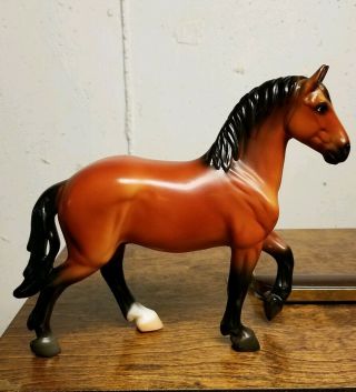 Breyer Classics Freedom Series Mighty Muscle Draft Horse (model 62205)