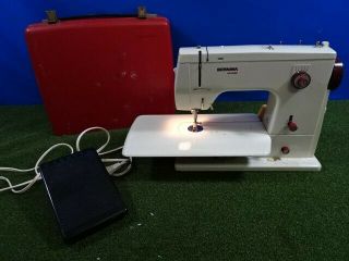 Bernina 807 Minimatic Zig Zag Sewing Machine With Foot Pedal & Red Storage Case