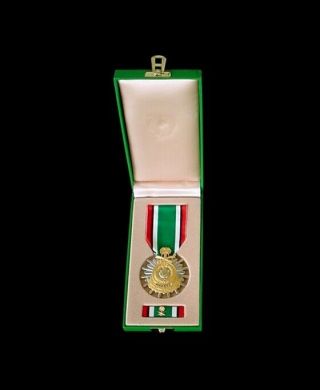 1991 Desert Storm Saudi Arabia Liberation Of Kuwait Medal Set – First Gulf War