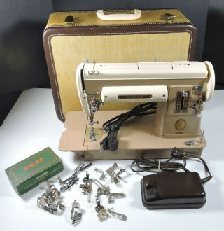 Singer 301a Heavy Duty Sewing Machine W/case & Accessories
