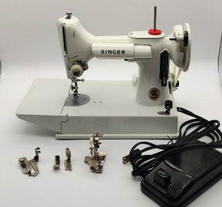 Singer 221 K Featherweight Sewing Machine White,