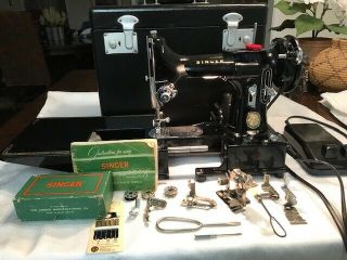 SINGER 222K FEATHERWEIGHT SEWING MACHINE ARM WITH BOTH 110V or 220v MOTOR 2