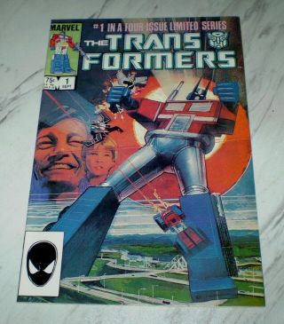 Transformers 1 (1st Print) Nm,  9.  6 Unrestored 1984 Marvel 1st Comic & Origin