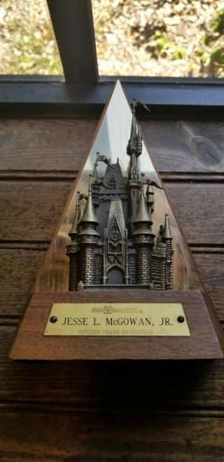 Cinderella Castle Walt Disney World 15 Years Service Award Statue Cast Member