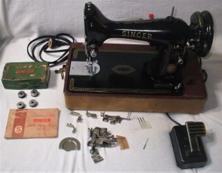 Vintage 99K - 31 Singer Portable Sewing Machine Model 99 - K W/Case (see test) 2