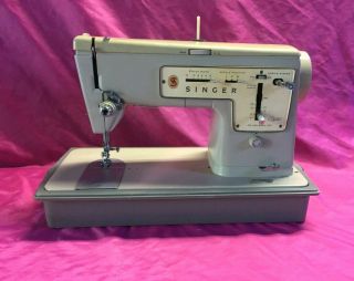 Vintage Singer Zig - Zag 457 Sewing Machine W/ Pedal And Hard Case -