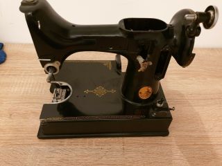1961 Singer Featherweight 221k Sewing Machine Body Hull Parts Restoration