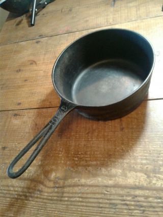 Vintage Cast Iron 3.  5 Deep 3 Quart Pan Good