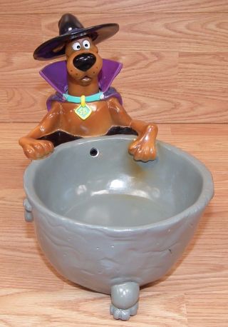 2000 Gemmy Industries Scooby - Doo Plastic Animated Talking Halloween Candy Bowl