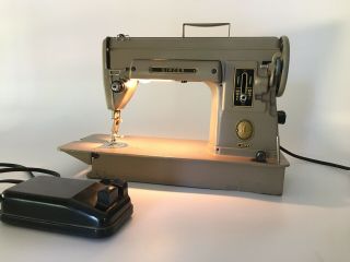 Singer 301a Sewing Machine Early - Mid 