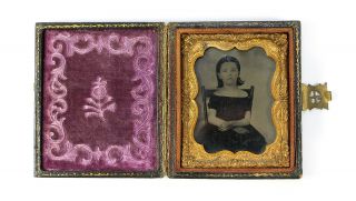 1850s 1860s Ninth Plate Tintype Photograph In Early Leatherette Case Young Girl