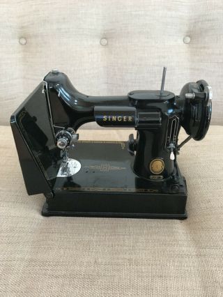 Pristine 99.  8 Singer Featherweight 221 Sewing Machine Quilting Dream 1955