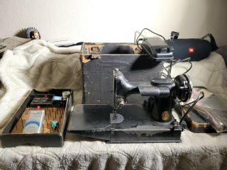 1937 Singer 221 Featherweight Sewing Machine Or Restoration