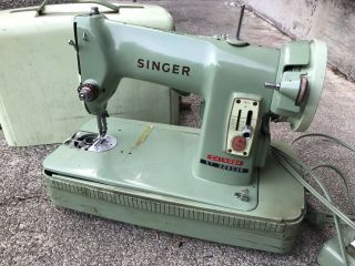 Vintage Singer 185J Sewing Machine Mid Century Green W/ Case Heavy Duty 2