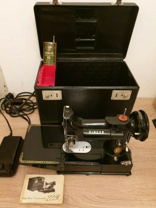 Singer 222K Featherweight Sewing Machine Arm with attachments.  1956 2