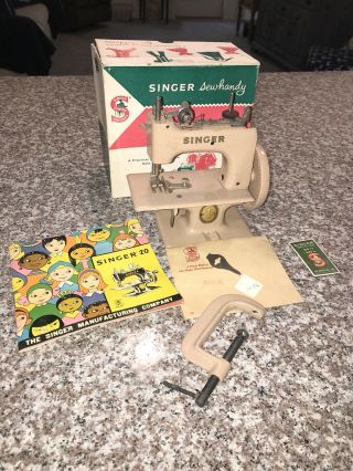 Vintage Beige Model 20 Toy Singer Sewhandy Sewing Machine W/box