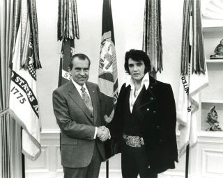 Elvis Presley Meets Richard Nixon U.  S.  White House 11 X 14 Photo Poster Picture
