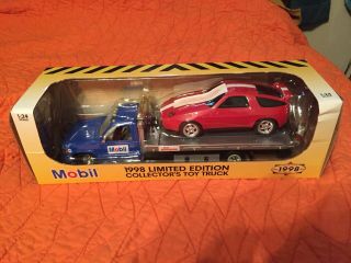 Mobil 1998 Limited Edition Collector’s Toy Truck Tow Truck Porsche 928,  Nib
