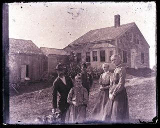 (1) Late 1800s - Early 1900s Glass Negative; Family In Front Of Old House And Barn