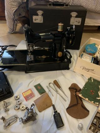 Vintage Singer Featherweight 221 - 1 Sewing Machine With Accessories And Case Runs