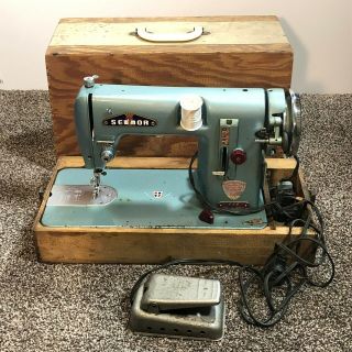 Vintage Sewmor 606 Sewing Machine Green W/pedal And Cover Made In Japan -