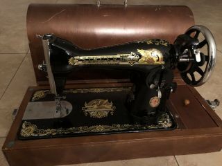 Beauitful Singer Featherweight Rmm - 1190 Sewing Machine W/ Case And Pedal
