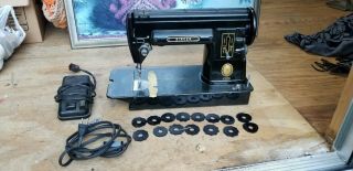 Singer 301a Sewing Machine Black W Pedal