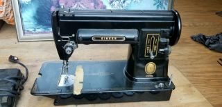 Singer 301A Sewing Machine Black W Pedal 2