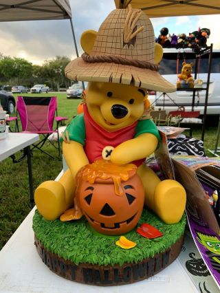 Disney Big Fig Figure Statue Winnie The Pooh Halloween Pumpkin Scarecrow