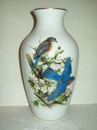 Bluebirds Porcelain Vase By Roger Tory Peterson Danbury West Germany